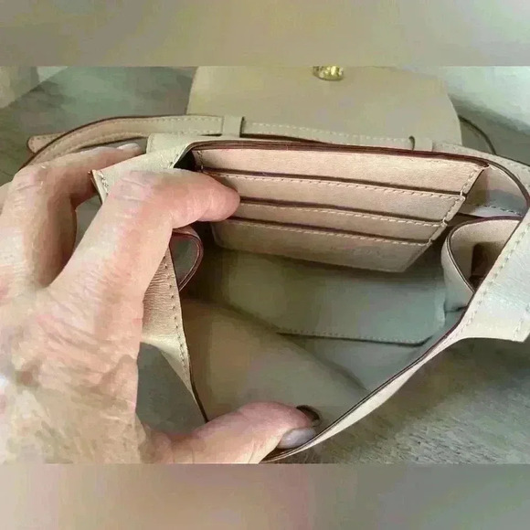 Sole Society Vegan Leather Crossbody Beige Purse With Card Slots Bag - Picture 6 of 6